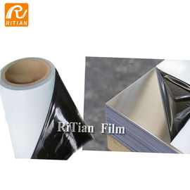 300%の延長のアルミニウム合成の保護フィルムの溶媒はアクリルの接着剤を基づかせていました
